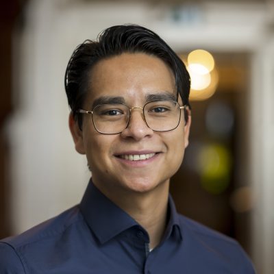 Headshot of Arnoud Arps in a navy blue shirt.